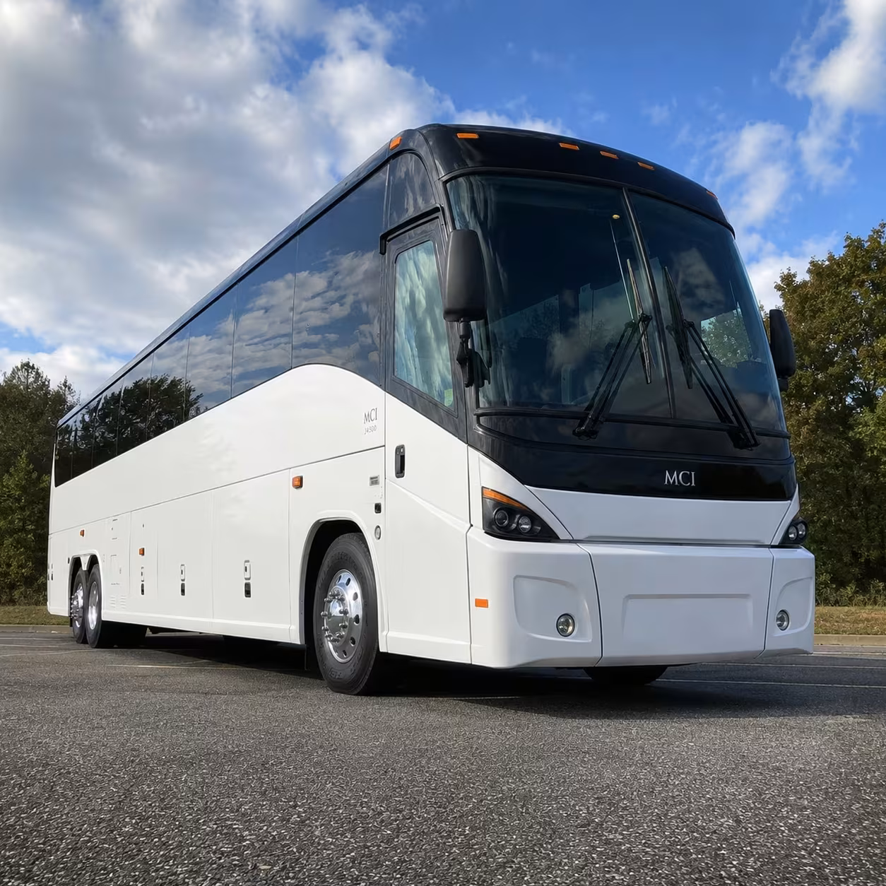 daily employee shuttle buses on queen creek commuter corridors