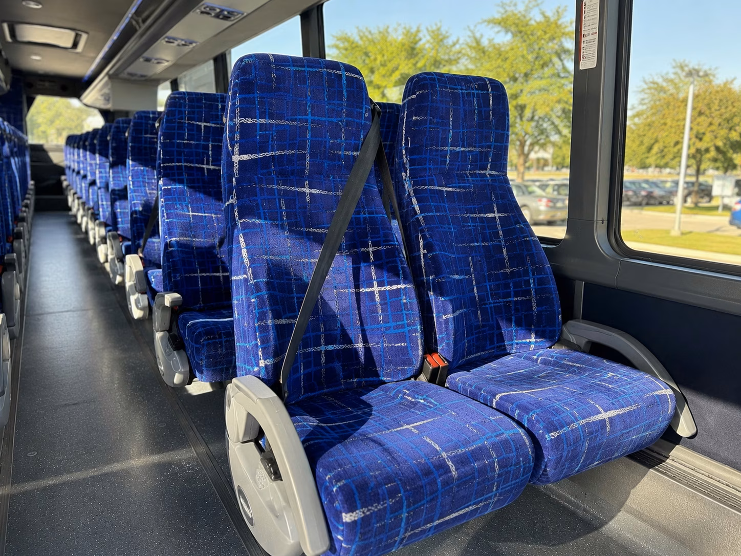 how where and when you are traveling affects queen creek bus rental rates