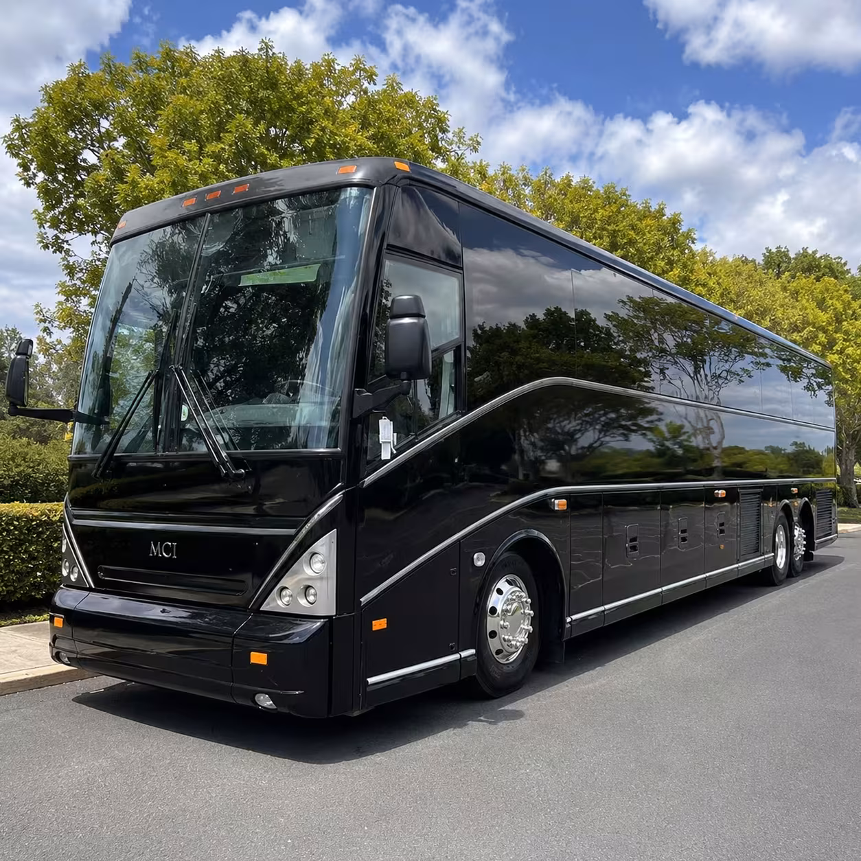 queen creek shuttle buses for company outings and sports teams